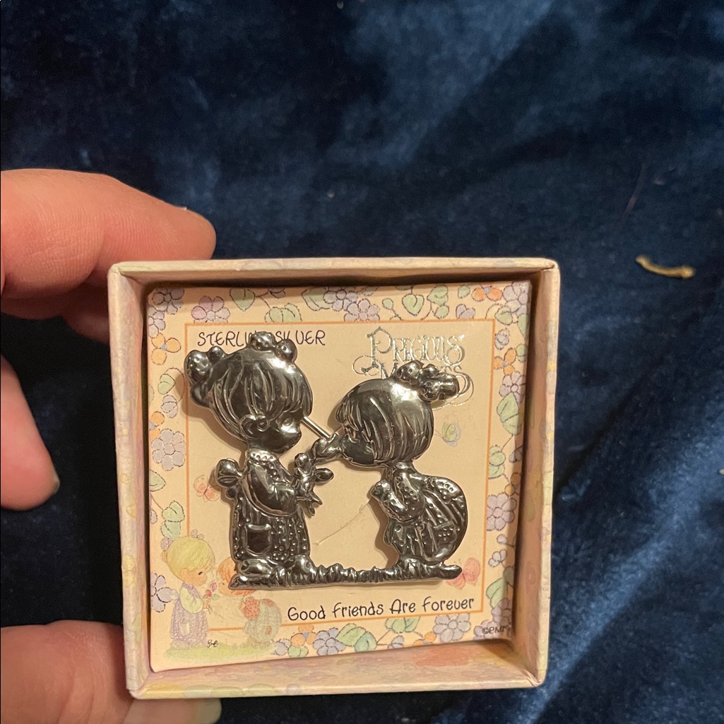 Precious Moments Sterling Silver Brooch 15$